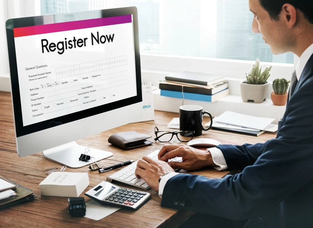 10 Steps to Starting a Business in Your Local Area 4 Steps to officially register your business, including choosing a name, filing paperwork, and obtaining licenses.